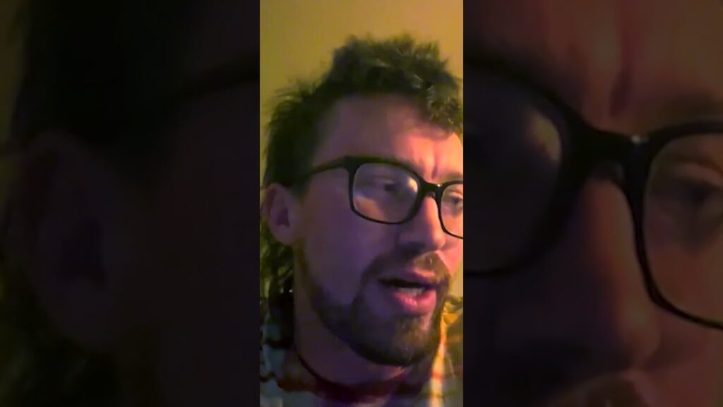 Ben Weiss explains the reason behind the Pixie & the Party Grassboys’ silly vibe! #benweiss